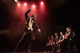 Dos entradas de adulto con consumición para Experiencia Premium en Teatro Flamenco Barcelona, en Barcelona