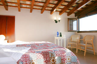 Dos noches en habitación superior con visitas a diferentes monumentos para 2 en Posada Alegría en Medina-Sidonia (Cádiz)