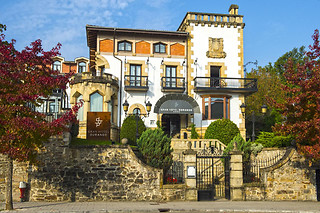 Una noche con experiencia bienestar para 2 en Silken Gran Hotel Durango**** en Durango (Bizkaia)