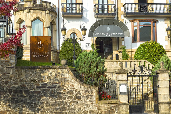 Una noche con experiencia bienestar para 2 en Silken Gran Hotel Durango**** en Durango (Bizkaia)