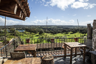 Una noche en suite con cena y experiencia bienestar para 2 en Hotel Rural Orgullo Rural**** en Bermellar (Salamanca)