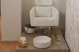 BELLA DONNA