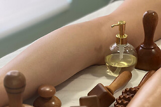 Un masaje relajante con aceites esenciales para 1 en Velassaru Integral Aesthetic en Madrid